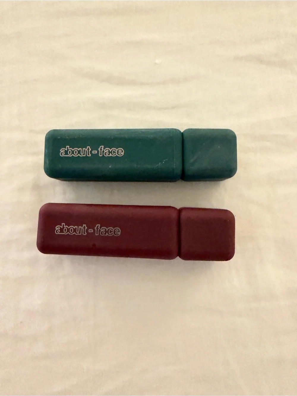 about-face Eyeshadow Duo in Teal & Burgundy